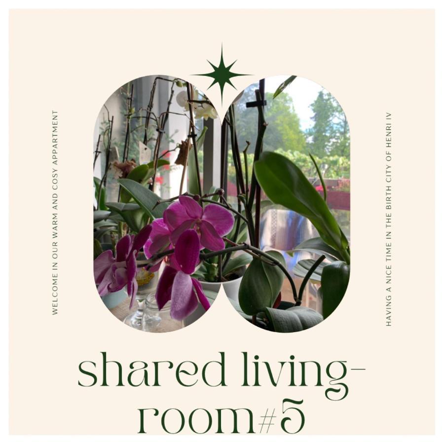 Chez Ramses Et Richelieu Bed & Breakfast โป ภายนอก รูปภาพ